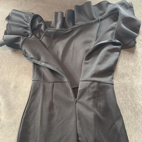 Women’s Black Off-Shoulder BodyCon Midi Dress with Ruffles Size S NWOT - Picture 7 of 13